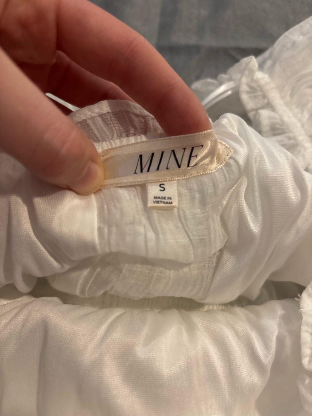 mine White Sheer Ruffled Off-Shoulder Top - Picture 2 of 3